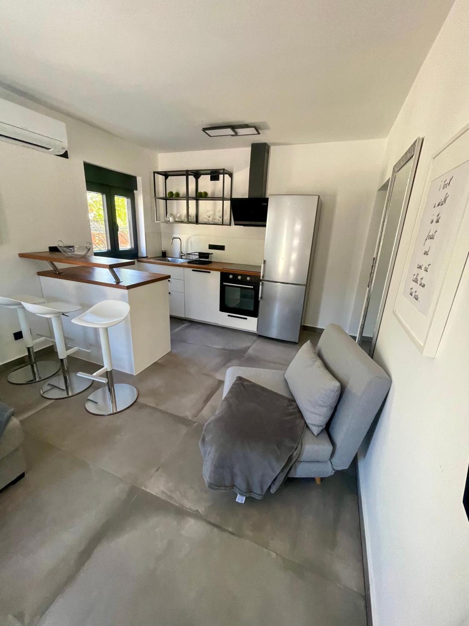 Enna Apartment C Perfect Location Medolino Esterno foto